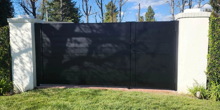 Aluminum Privacy Fence