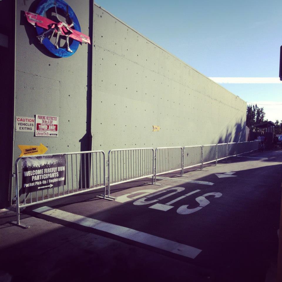 crowd control barrier